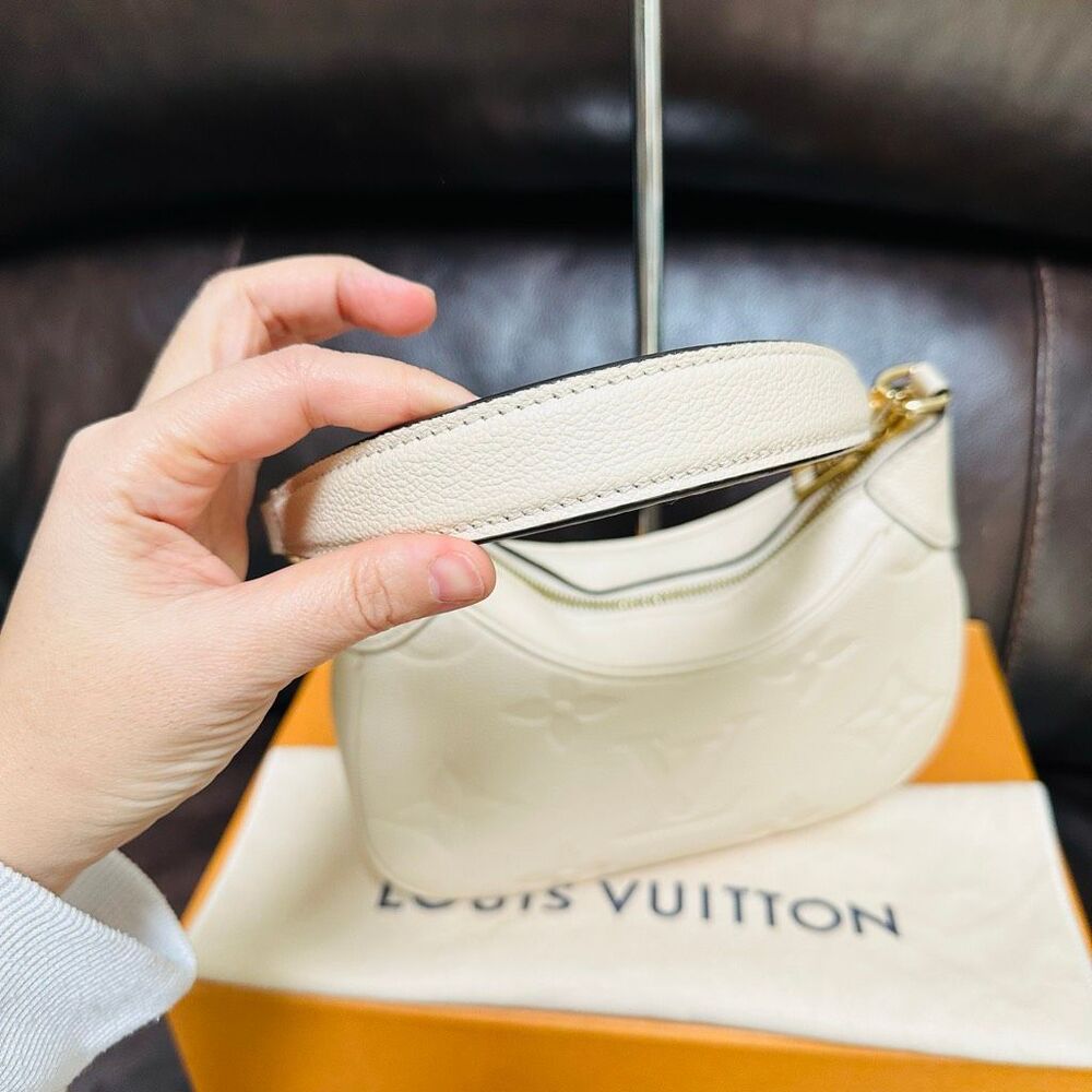 Louis Vuitton Bagatelle Empreinte - Picture 5 of 16